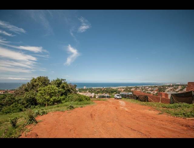 856M² VACANT LAND FOR SALE IN LA LUCIA RIDGE